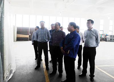 自主創新獲江津區委陶長海書記重點關注并蒞臨指導市場調研